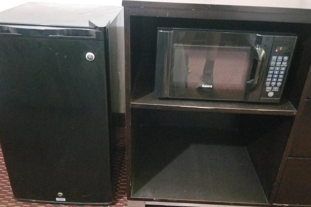 2 Queen Beds 131 Wi-fi Apartment *